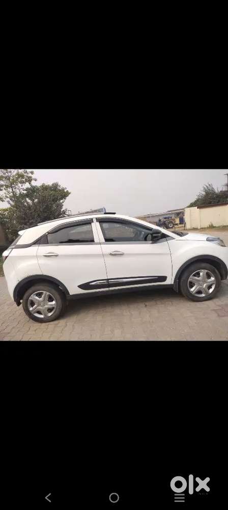 Tata Nexon 2019 Petrol 64000 Km Driven