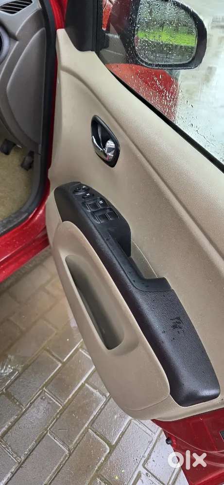 Hyundai I10 Sportz Petrol 2012