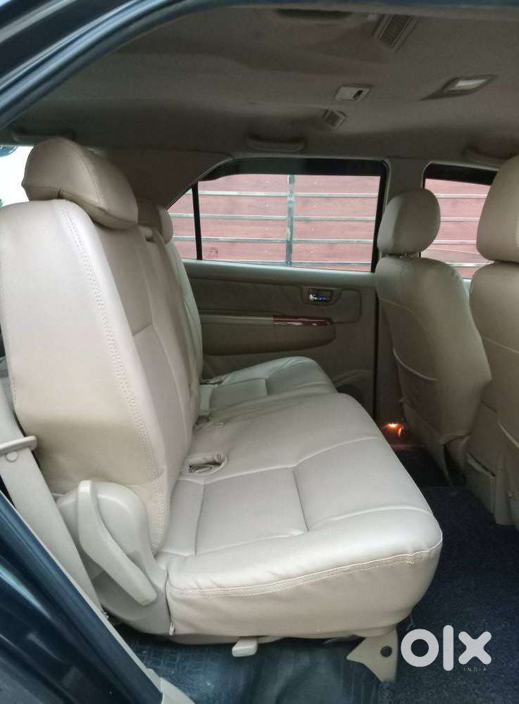 Toyota Fortuner 3.0 4x4 Manual, 2009, Diesel
