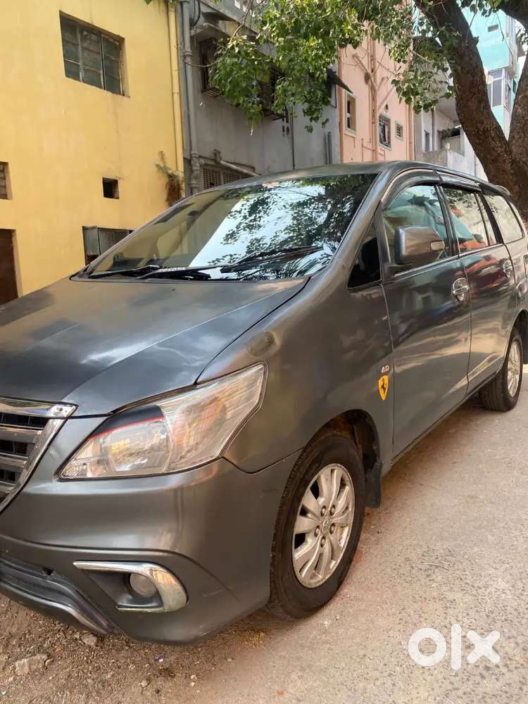 Toyota Innova 2010 Diesel 145000 Km Driven
