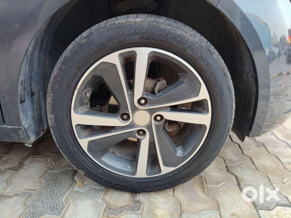 Tata Altroz Xz, 2022, Petrol