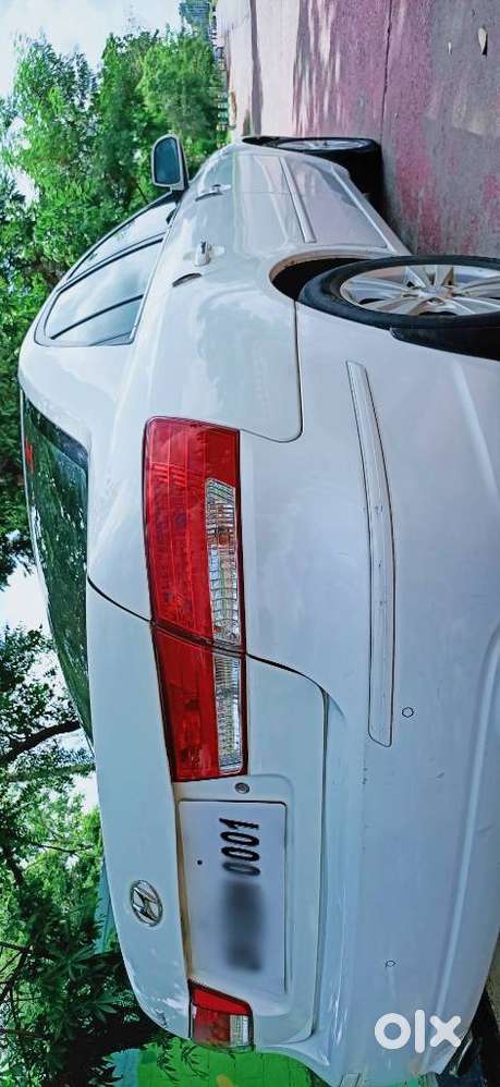 Hyundai Sonata Embera Manual (leather), 2011, Diesel