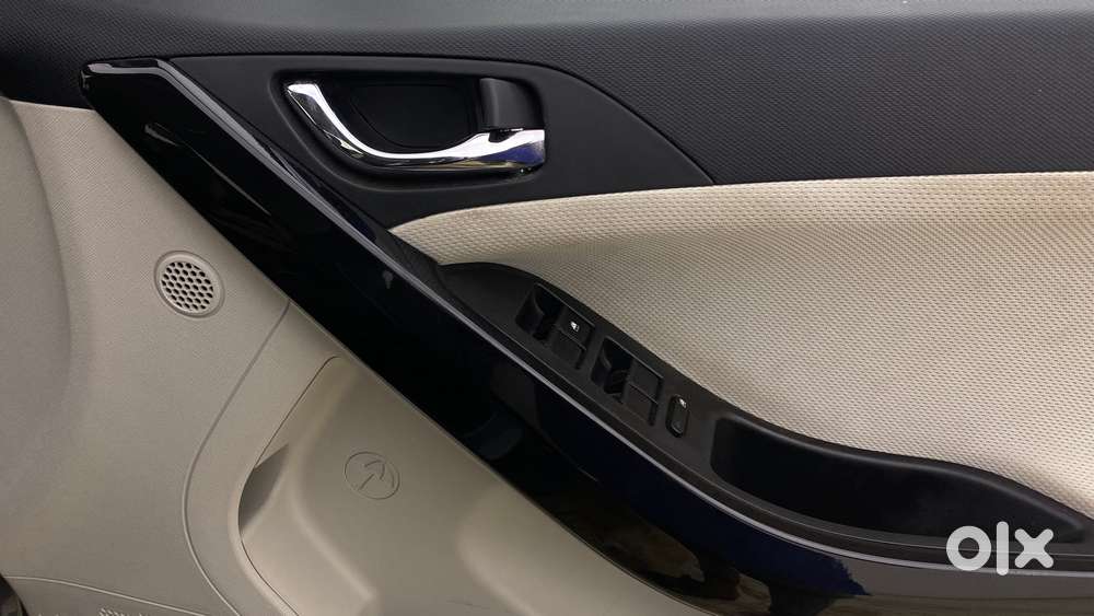 Tata Nexon 1.2 Revotron Xz Plus (s), 2023, Petrol