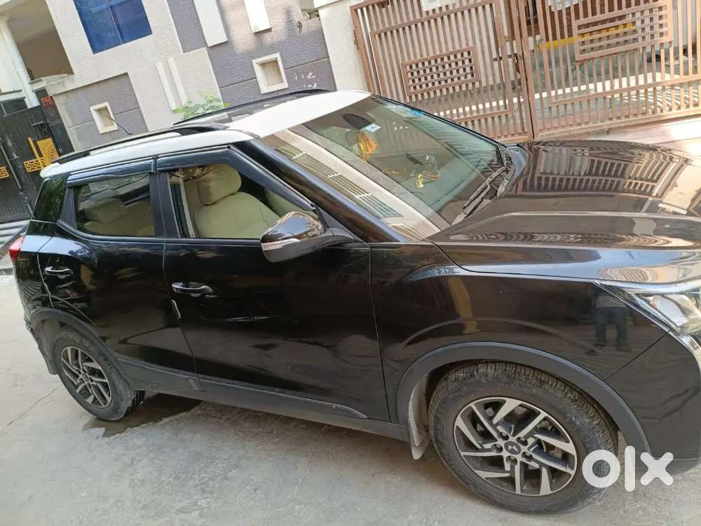 Mahindra Xuv300 Turbosport 2024 Petrol 26000 Km Driven