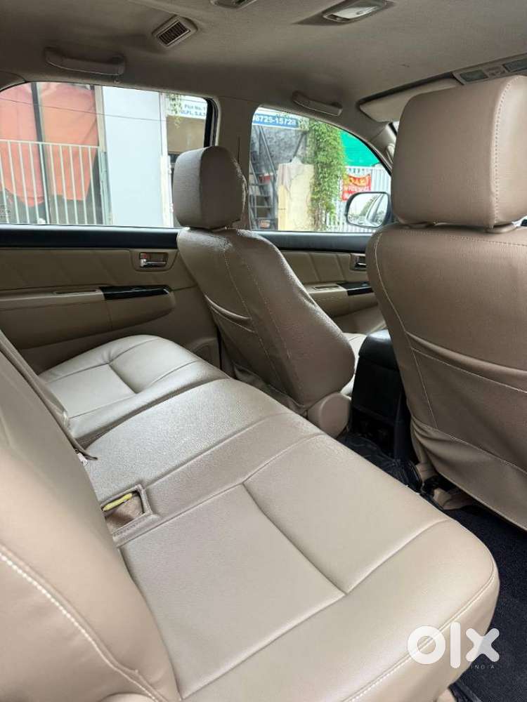 Toyota Fortuner 3.0 4x2 Automatic, 2015, Diesel