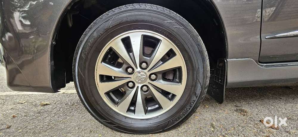 Toyota Innova 2.5 V 8 Str, 2015, Diesel
