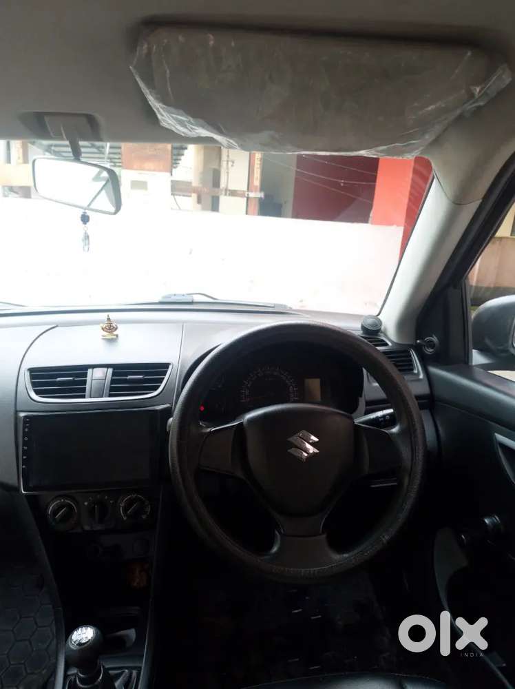 Maruti Suzuki Swift Diesel - 2012  Kl-01  Black