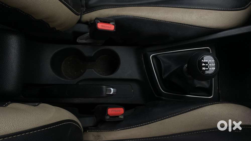 Hyundai Elite I20 Asta 1.2 (o), 2016, Petrol