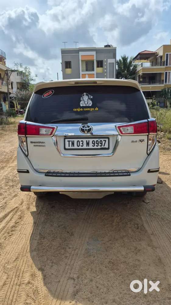 Toyota Innova Crysta 2018 Diesel 130000 Km Driven