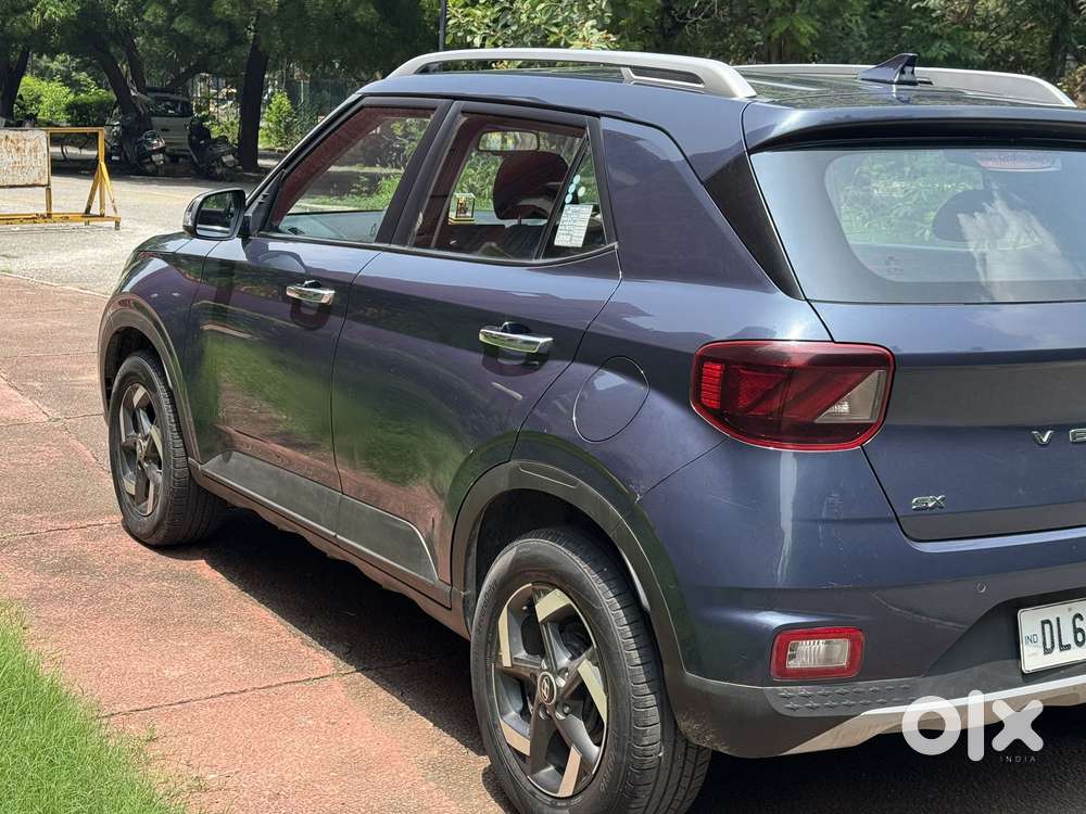 Hyundai Venue 1.0 Sx (o) Turbo Dct, 2019, Petrol