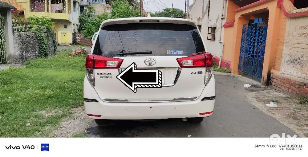 Toyota Innova Crysta 2.4 Mt 2018