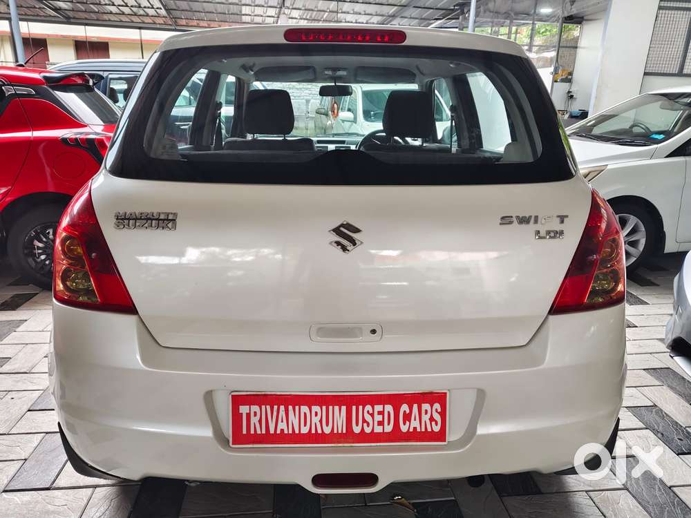 Maruti Suzuki Swift Ldi Optional, 2010, Diesel