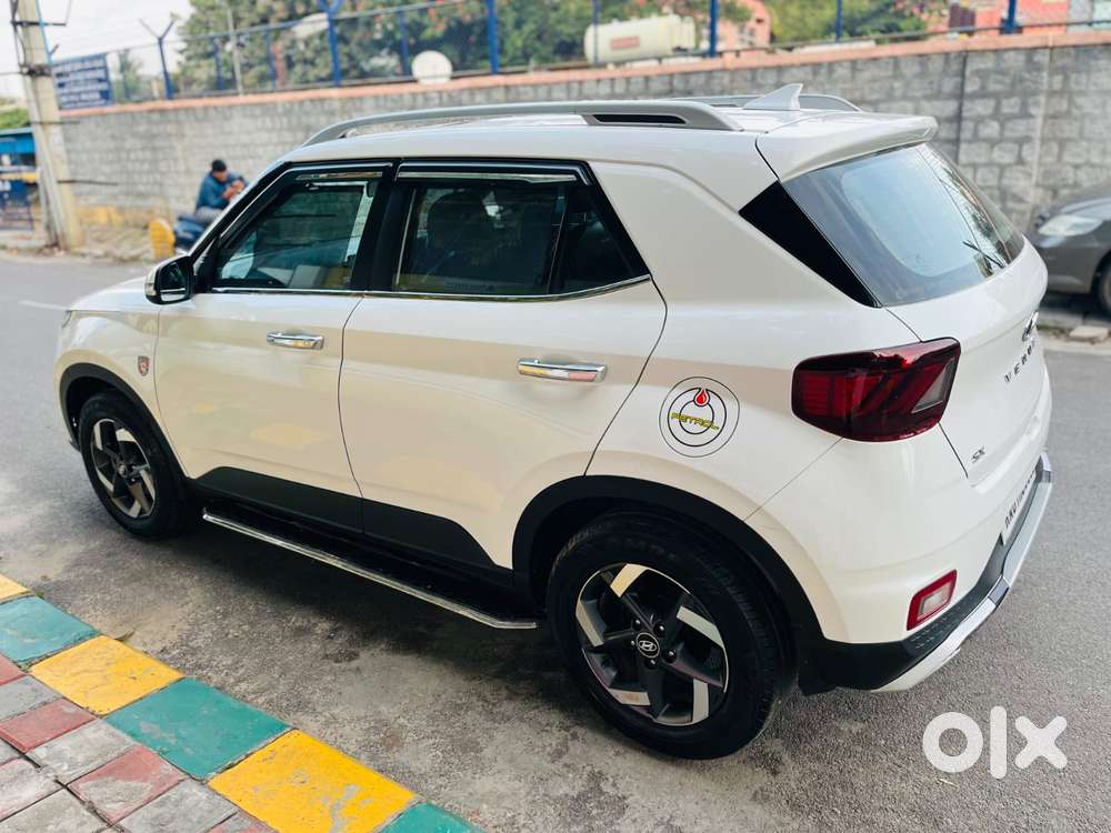 Hyundai Venue Sx, 2020, Petrol