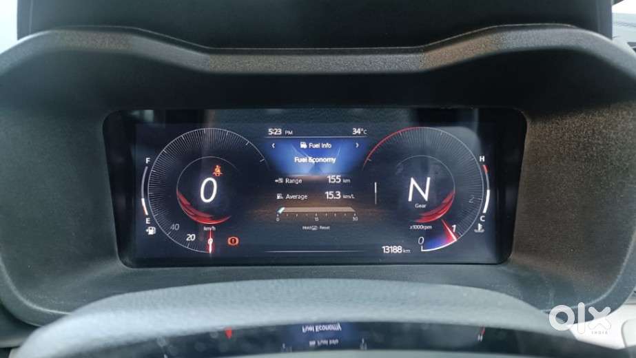 Mahindra Xuv 3xo Ax5 Ds Mt, 2025, Diesel