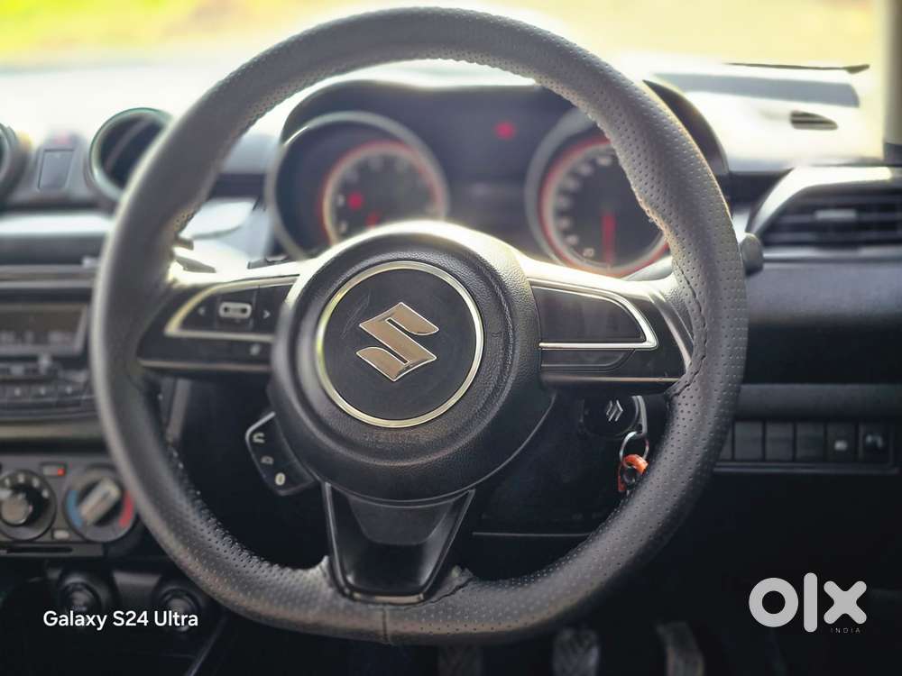 Maruti Suzuki Swift Vxi + Manual, 2019, Petrol