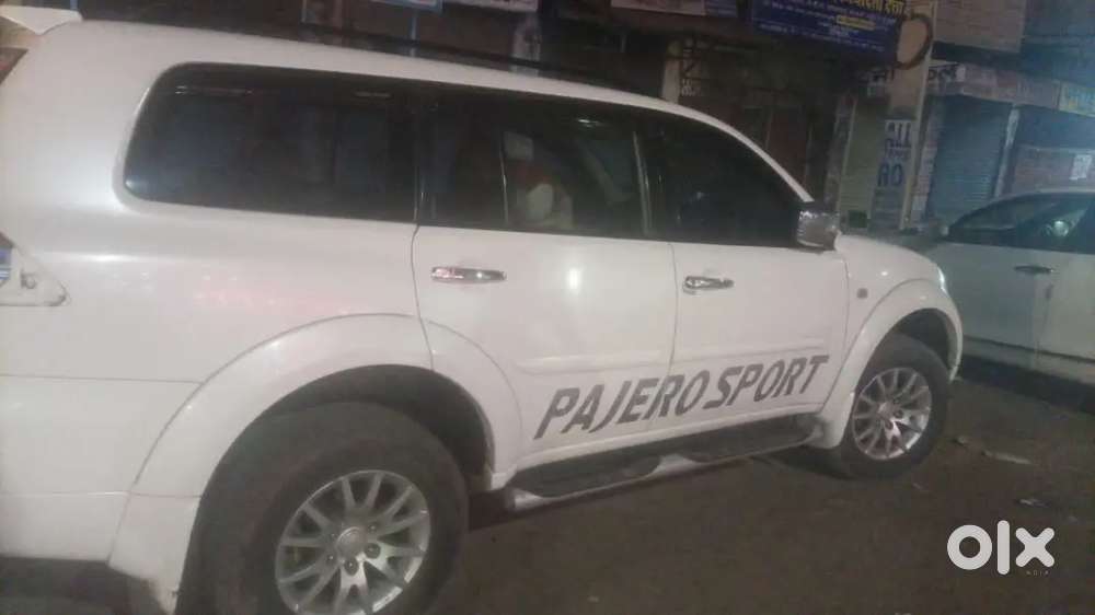 2015 Mitsubishi Pajero Sport 4 Wheels Driving