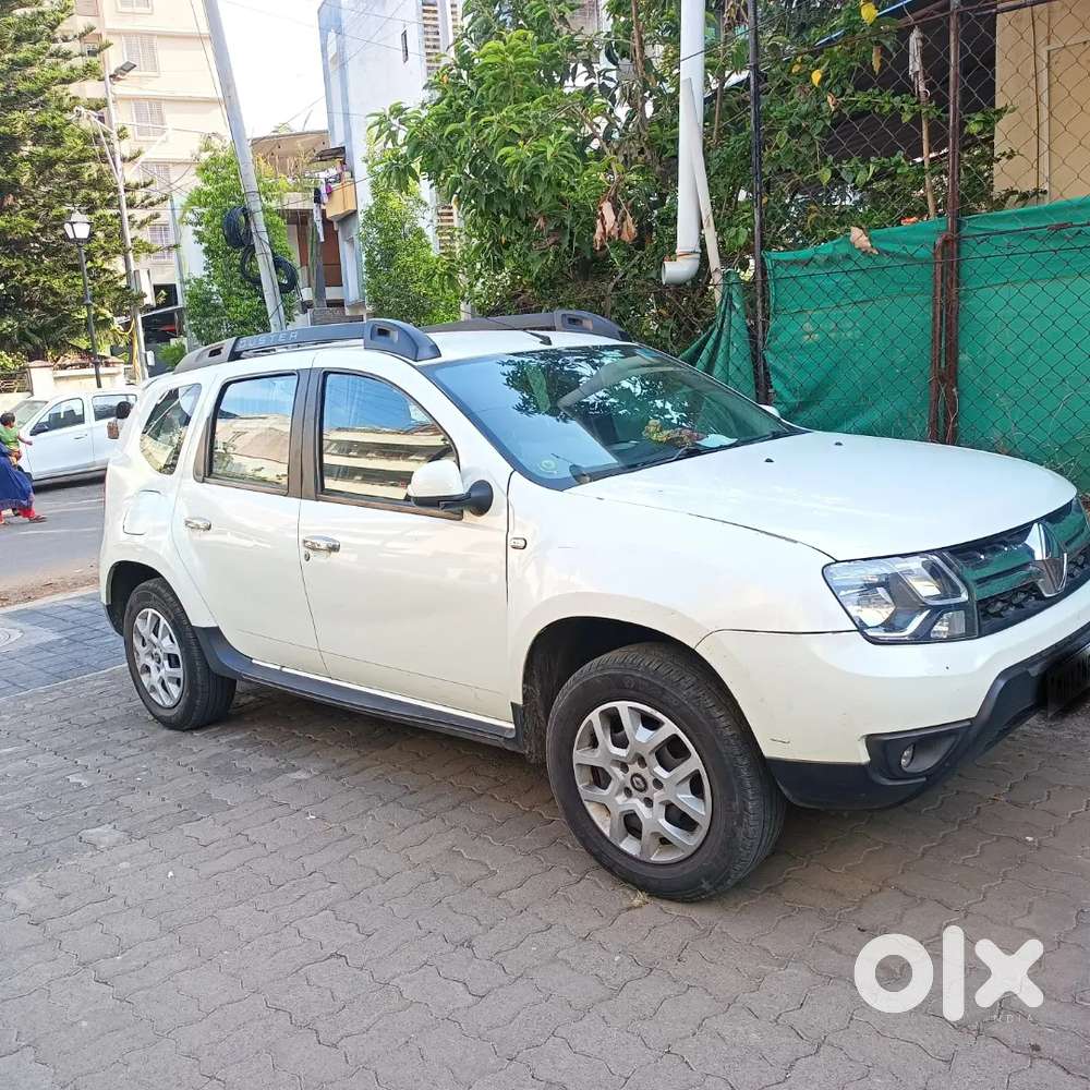 Renault Duster Petrol + Cng