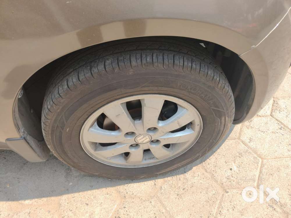 Maruti Suzuki Ritz Zxi, 2013, Petrol