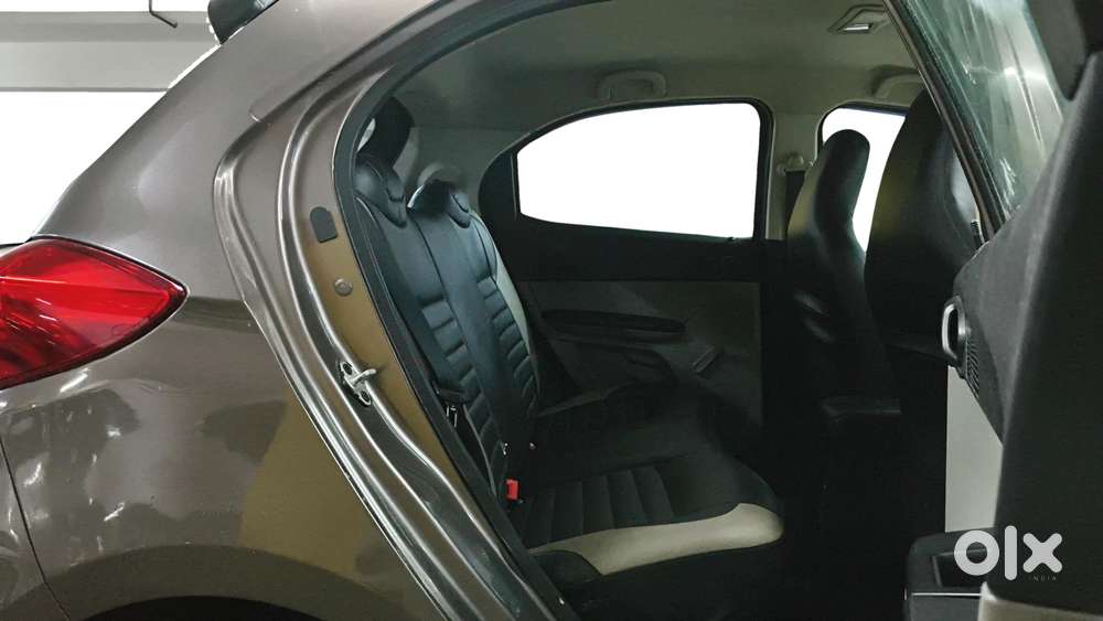 Tata Tiago Xe, 2018, Petrol