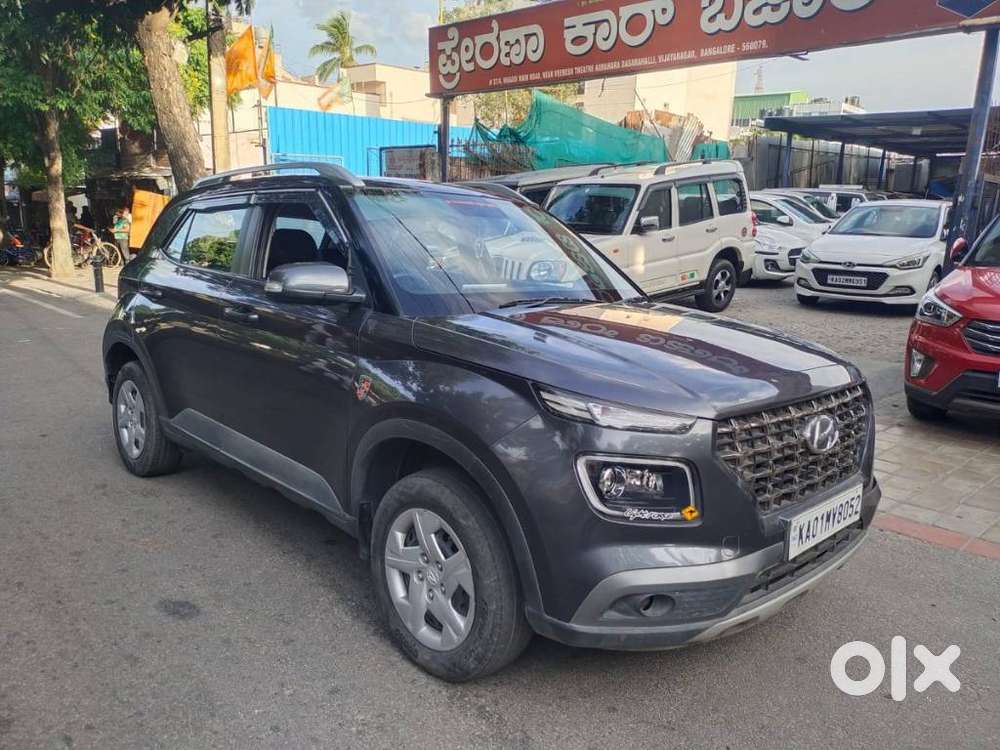 Hyundai Venue S, 2021, Petrol