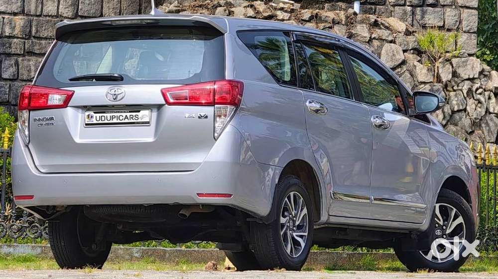 Toyota Innova Crysta 2.4 V, 2022, Diesel