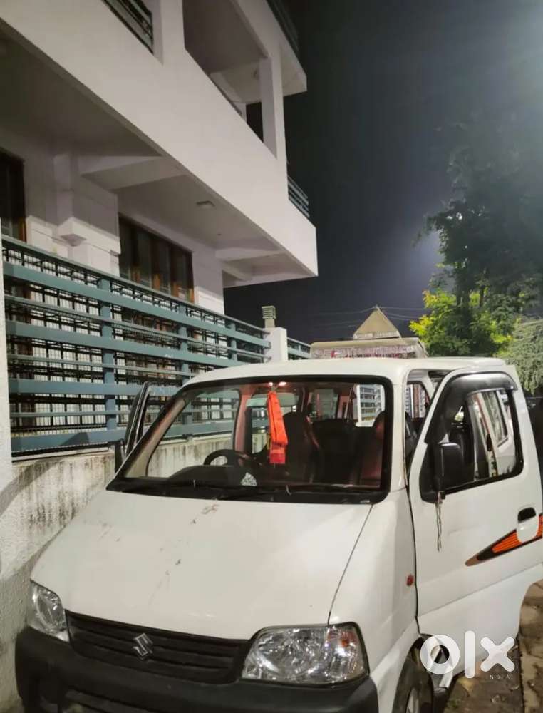 Car  Ek Hath Chali  Hue Hai Be Fikar Raho Call Krke Dekhme Aa Jana Ok