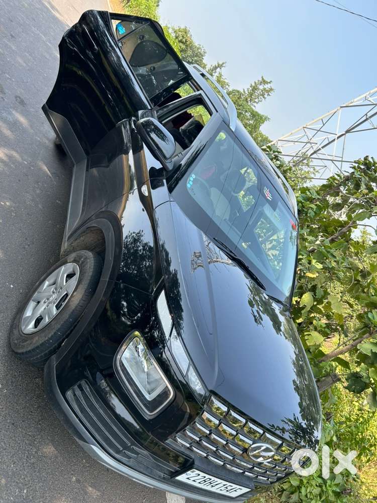 Hyundai Venue Petrol 2023