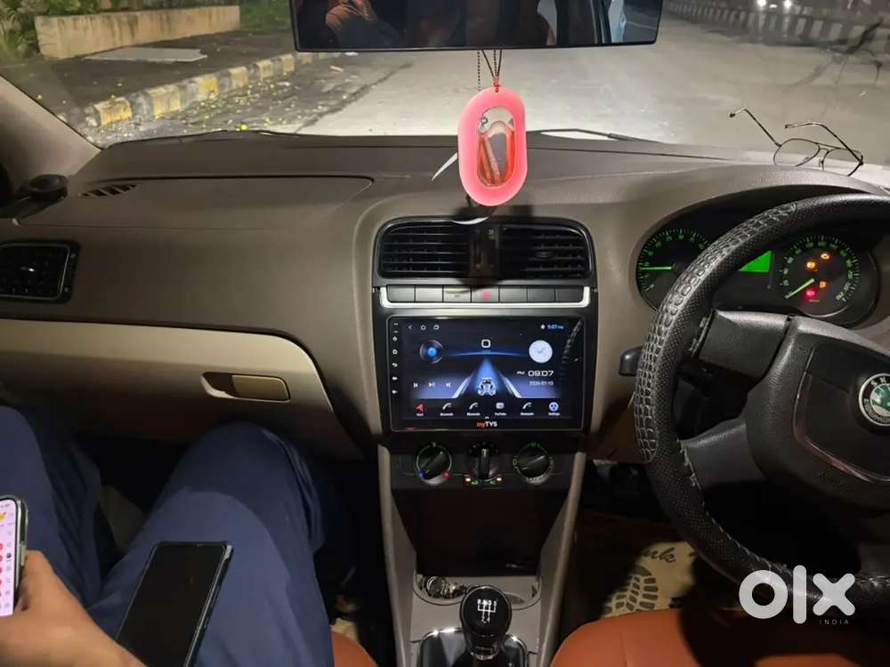 Skoda Rapid Elegance 2012 Diesel Mt