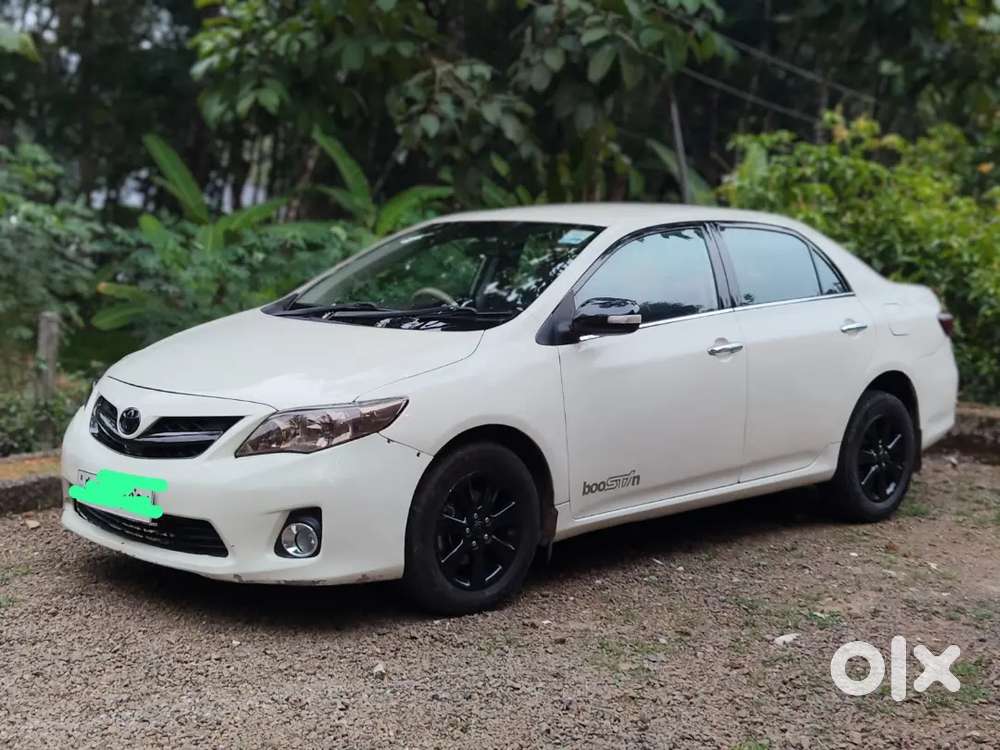 Toyota Corolla Altis 2012 Diesel 120000 Km Driven