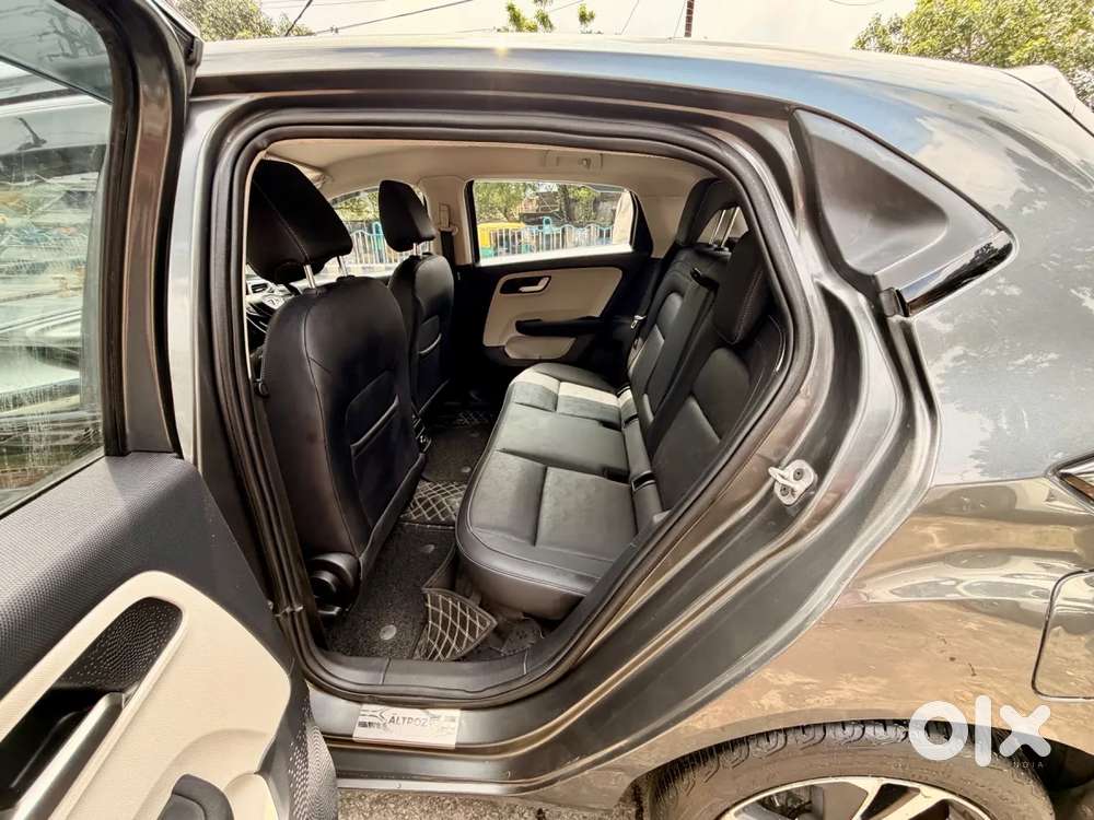 Tata Altroz 1.2 Xz Plus I-turbo, 2022, Petrol