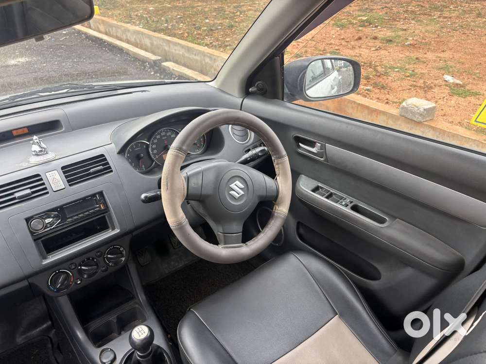 Maruti Suzuki Swift 1.3 Vxi, 2009, Petrol