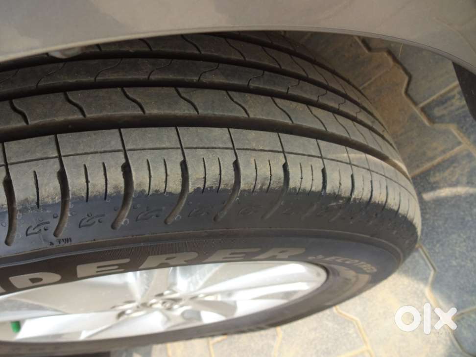 Toyota Innova Crysta 2.8 Gx At, 2016, Diesel