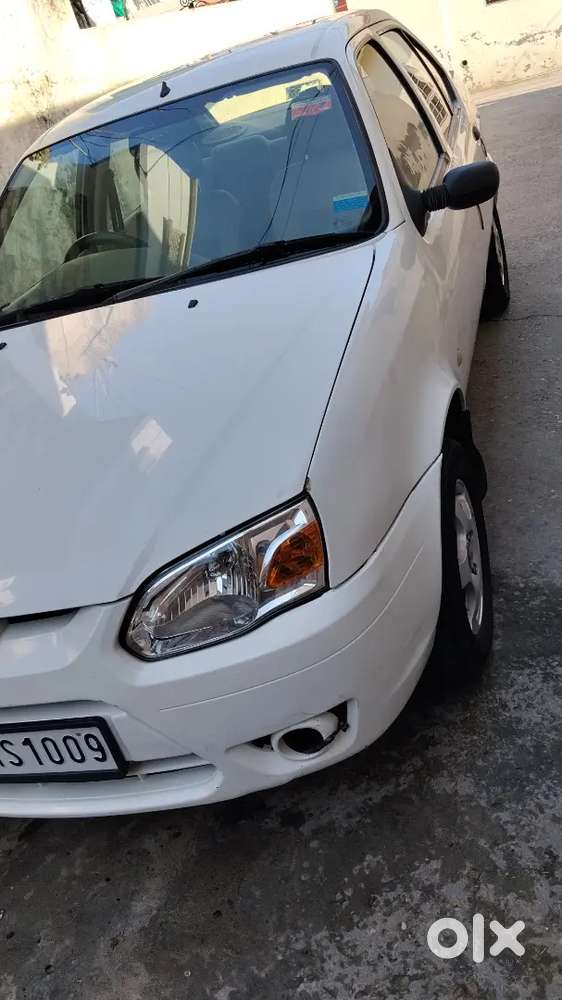 Ford Ikon 2010 Diesel 93652 Km Driven New Car New Alloy Company Fitad
