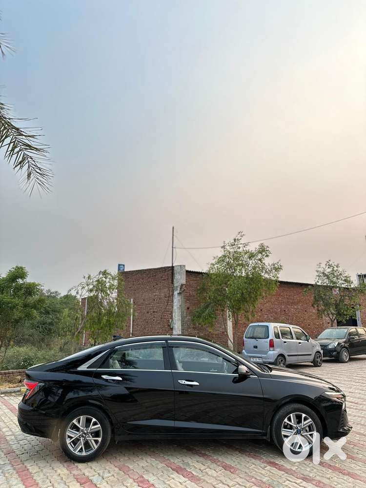 Hyundai Verna 1.5 Sx (o) Vtvt, 2023, Petrol