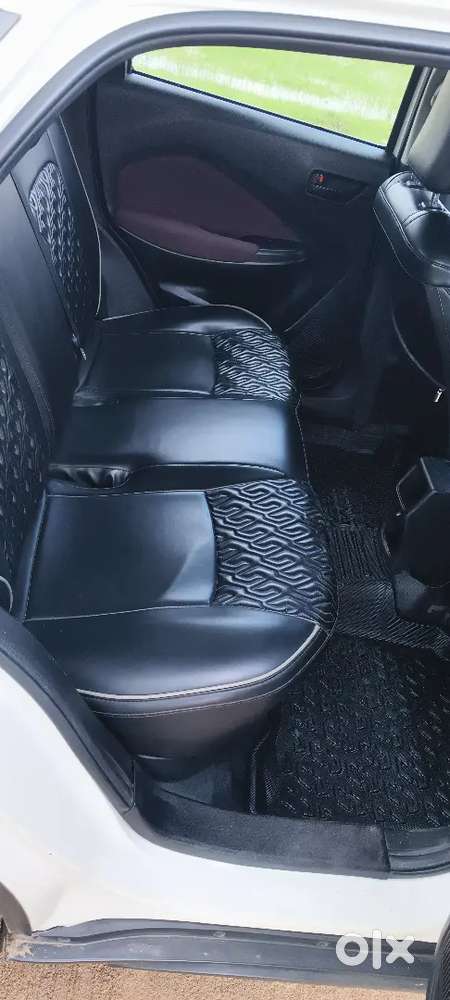 Maruti Suzuki Fronx Sigma Cng