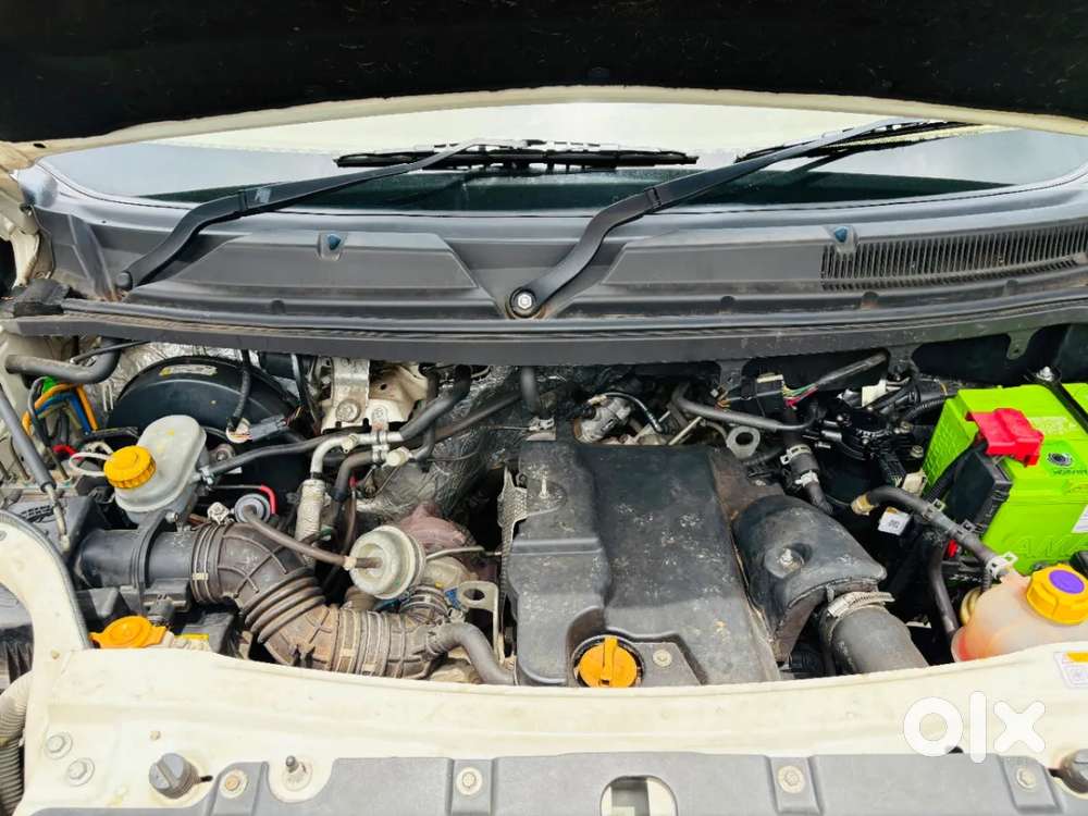 Mahindra Tuv 300 T6 Plus, 2016, Diesel