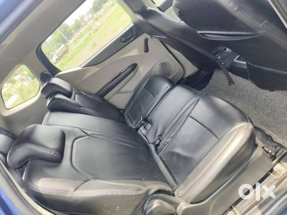 Renault Triber 1.0 Rxe, 2020, Petrol