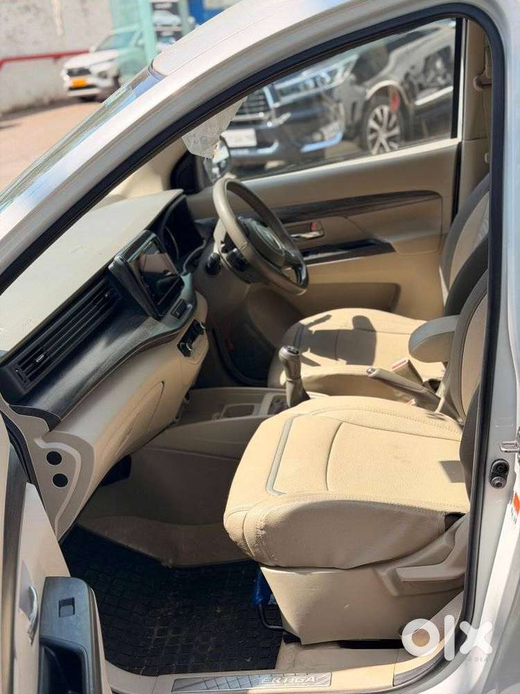 Maruti Suzuki Ertiga 1.5 Zxi Plus Shvs, 2022, Petrol