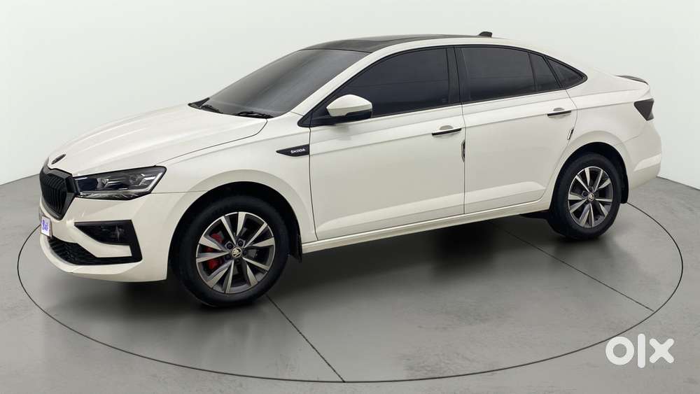 Skoda Slavia Style 1.0l Tsi Mt, 2022, Petrol