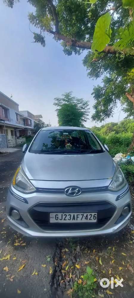 Hyundai Xcent 2015