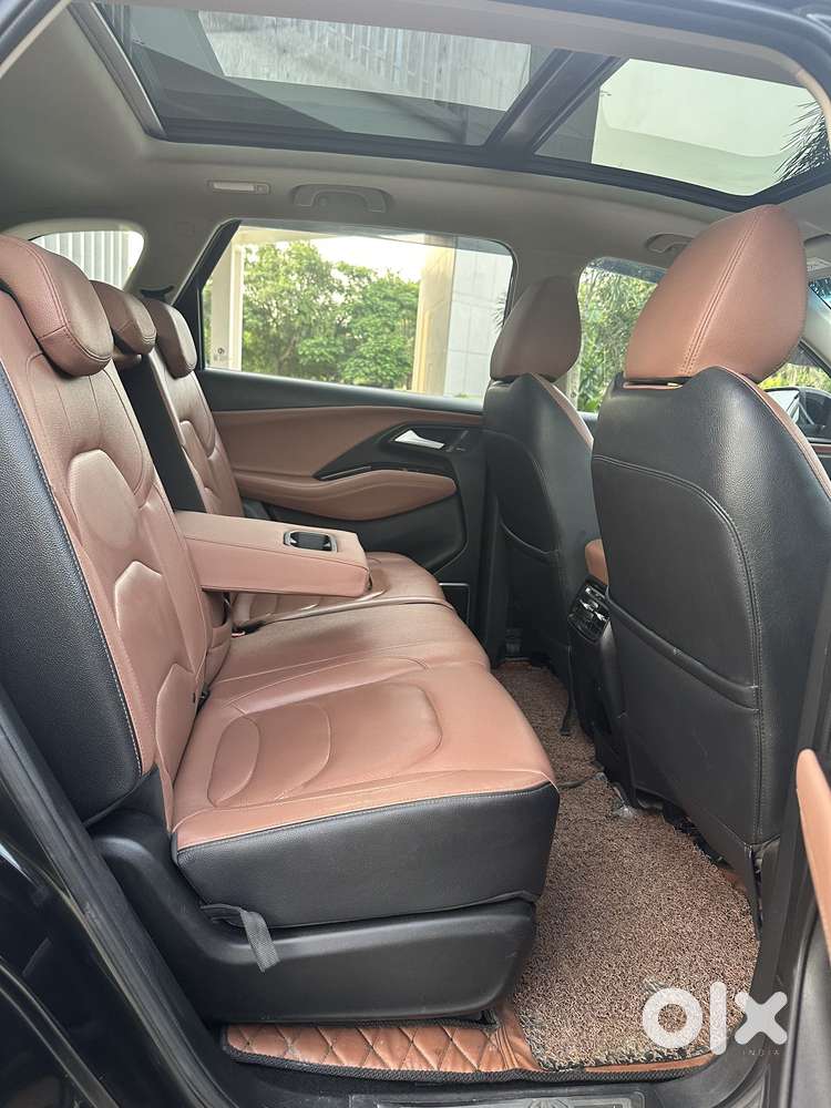 Mg Hector Plus Savvy Pro 1.5 Turbo Petrol Cvt 7 Str, 2023, Petrol