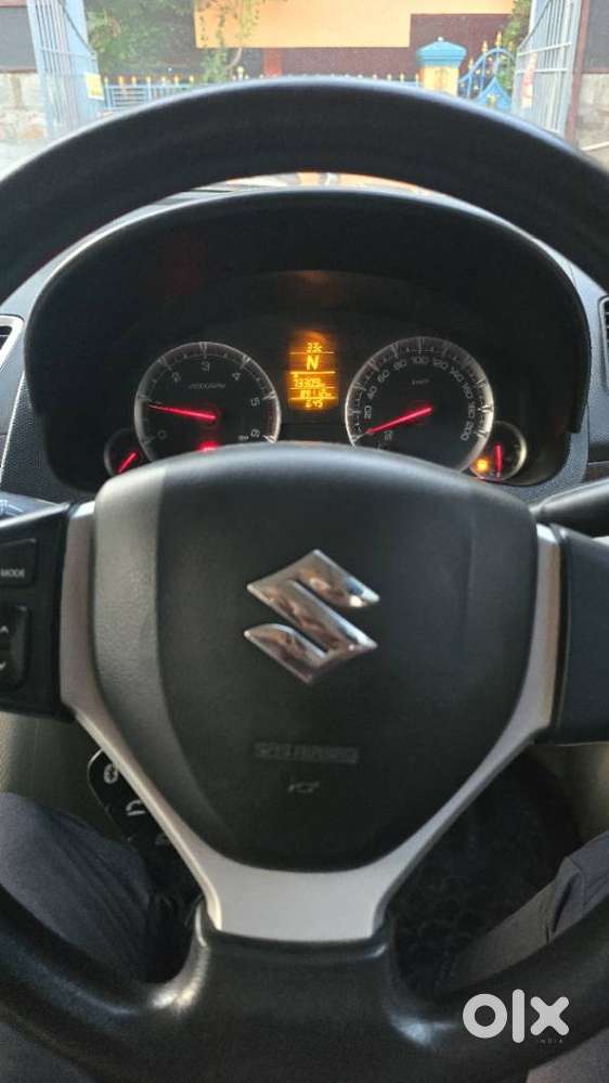 Maruti Suzuki Dzire Zdi Amt, 2016, Diesel