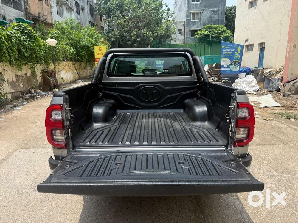 Toyota Hilux 2.8 High 4x4 Mt, 2023, Diesel