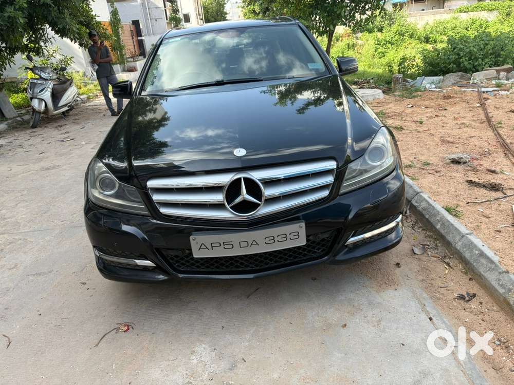 Advocate Used_mercedes-benz-2014 Model