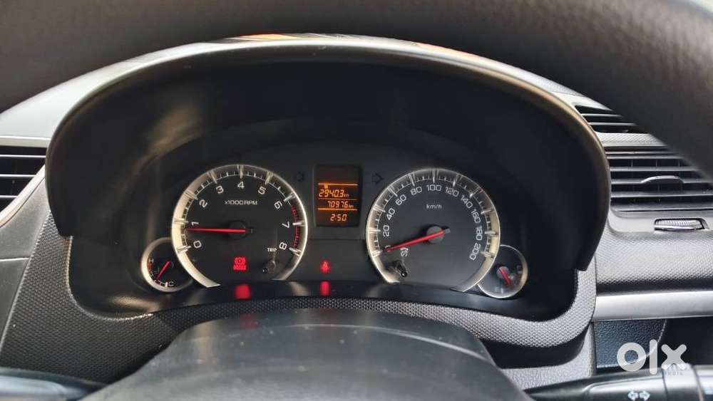 Maruti Suzuki Swift Vxi + Manual, 2014, Petrol