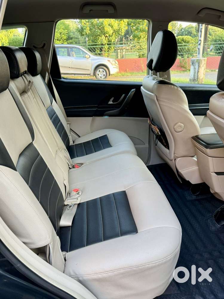 Mahindra Xuv500 W6 At, 2017, Diesel