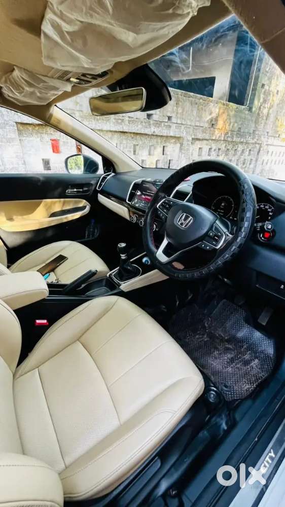 Honda City Zx 2023 Petrol 20530 Km Driven