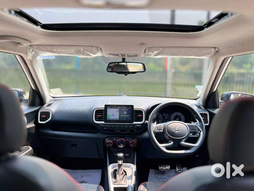 Hyundai Venue, 2023, Petrol