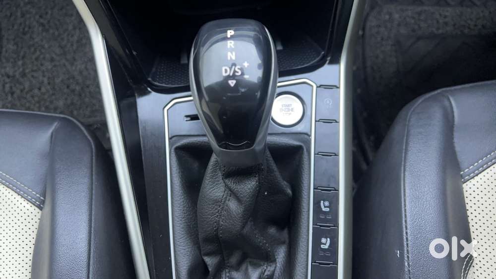 Volkswagen Virtus 1.0 Topline Tsi At, 2022, Petrol