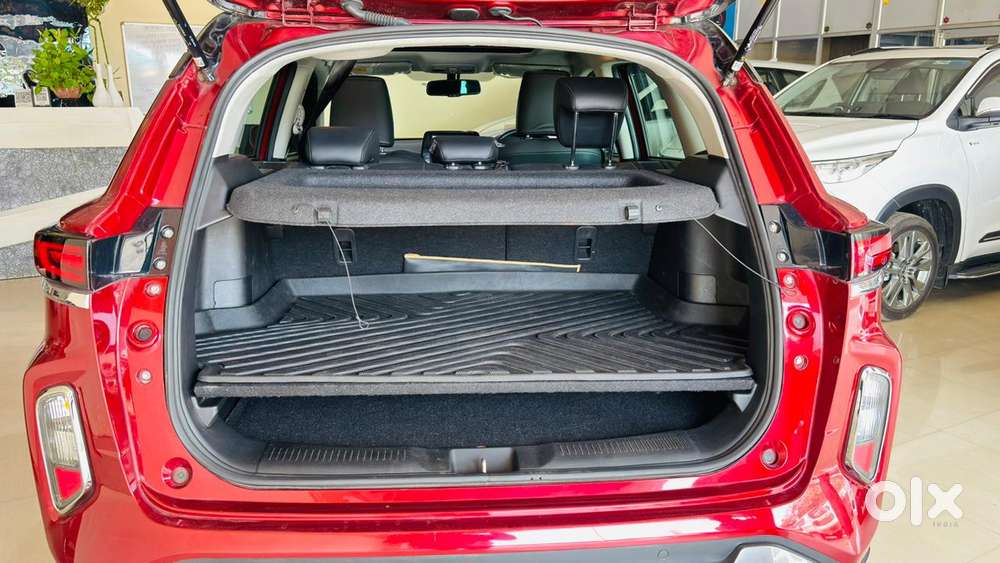 Toyota Urban Cruiser Hyryder 1.5 V Hybrid, 2023, Petrol
